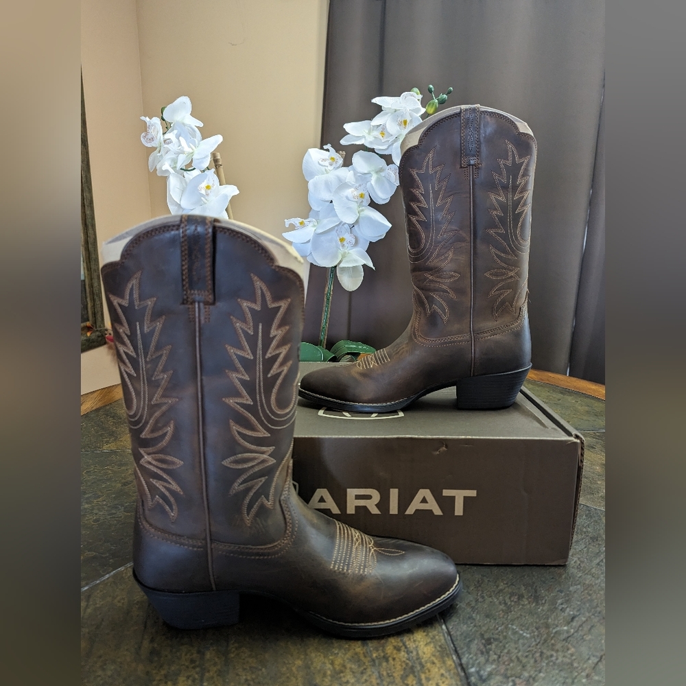 Ariat Women's Dark Brown Western Boots with Stitching - Picture 4 of 12